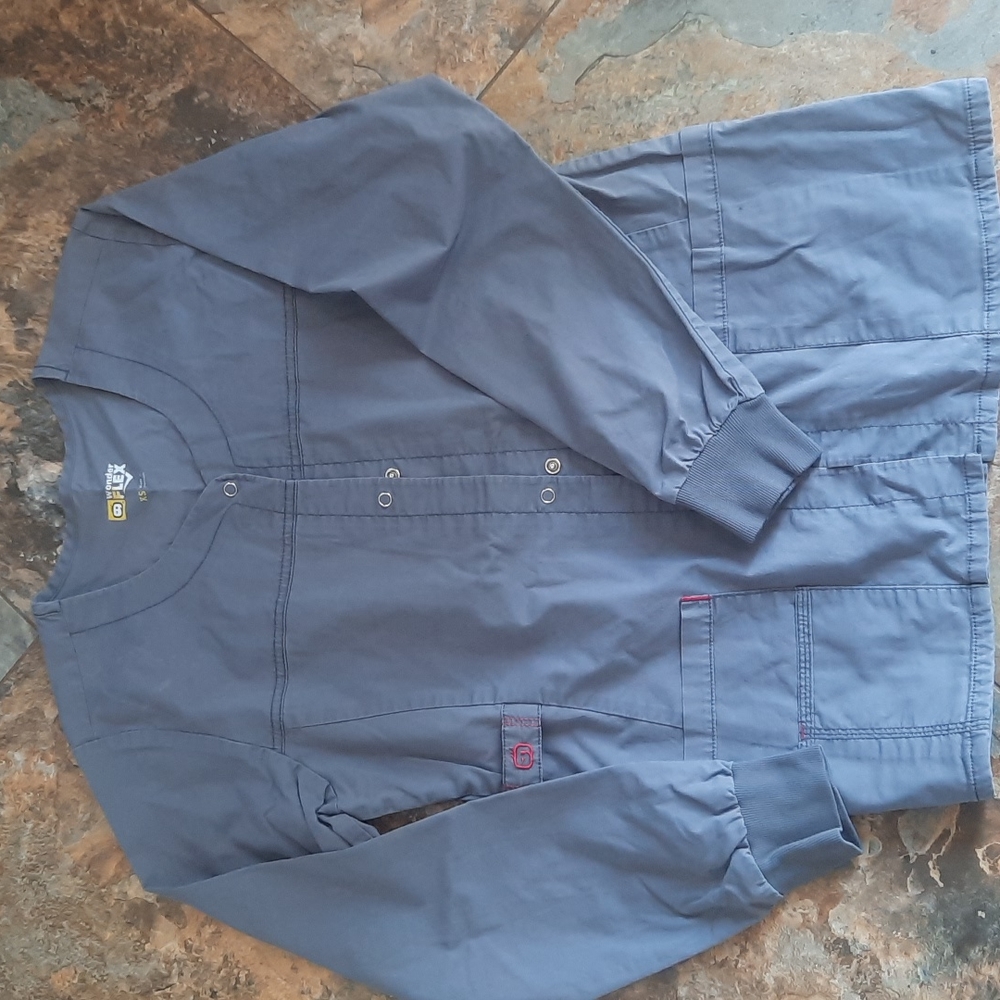 Wonderwink scrub top